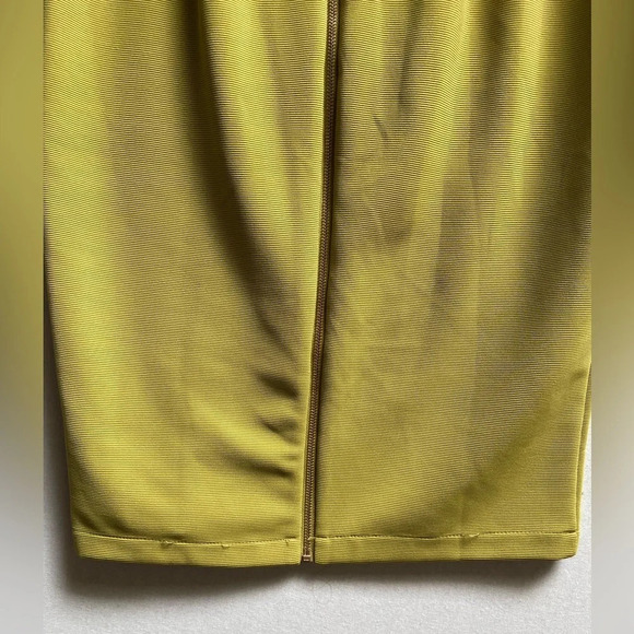 Philosophy  Ribbed Bodycon Pencil Skirt w/ Bold Gold Zipper Size 6 - Picture 7 of 7
